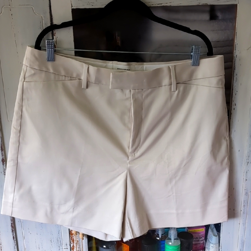 Banana Republic Shorts